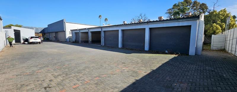 To Let Commercial Property for Rent in Worcester Western Cape